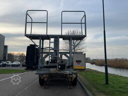 LAG O-3-CC 90 20FT Tip/Kip Chassis / 24 Volt Engine...