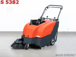 Hako Sweepmaster P650 Benzin - 3525m²/h