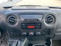 NISSAN NV400