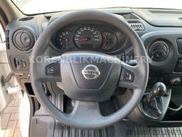 NISSAN NV400