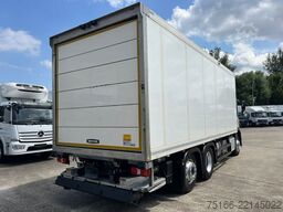 MERCEDES-BENZ ANTOS 2535 L Kühloffer 7,40 m LBW 2 T*Lenkachse