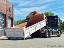 Scania 590S V8 NGS 6x4 - HIAB Multilift 24T + Box with...