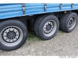 merker semirimorchio centinato francese usato