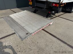 Renault MIDLUM 180 DXI / EEV / Tail Lift / TUV:9-2026 /...