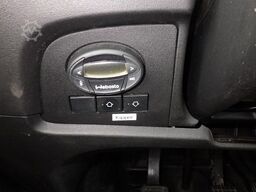 IVECO 70 C 18 DoKa/Kipper/Palfinger Kran/Greifer/2xAHK