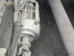 Mercedes-Benz Actros 1842