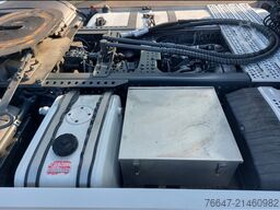 MERCEDES-BENZ Actros L 18 4x2 - Actros L 1852 LS 4x2