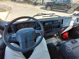 ISUZU F2R