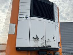 Kögel / SOR Iberica-S3E / Carrier Vector 1550 / Frigo...