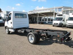 IVECO 60 C15 3.0 *Fahrgestell*