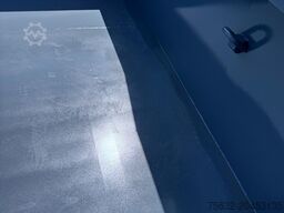 Hitta 11m3 Abrollcontainer/ 6m/ Kombiklappe