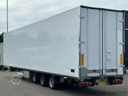Van Eck Aircargo / Rollenbaan / Mega / SAF-Axle / Carrier