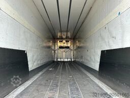 Van Eck Aircargo / Rollenbaan / Mega / SAF-Axle / Carrier