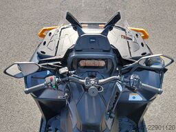 CAN-AM Outlander MAX  XT-P T 1000R