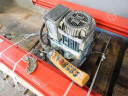 WIDANI mit Kettenzug DEMAG