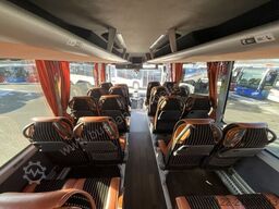 MAN R09 Lion´s Coach C