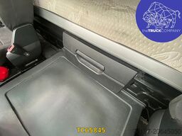 Mercedes-Benz Actros 1843