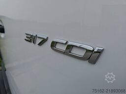 MERCEDES-BENZ SPRINTER 317 L3H2 Mbux10 + Navi!