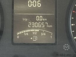 VOLKSWAGEN TRANSPORTER 2.0 TDI TDI 140 DC L2H1