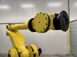 FANUC M-900iA/260L