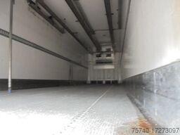 Vogelzang V0-STG + 1 Axle + Dhollandia Lift + Carrier Vec...