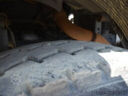 Mercedes-Benz Atego 1828 Bucher Schörling Optifant 70 Klima