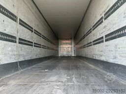 Schmitz Cargobull SKO24 / SAF DISC / 2x LIFTAXLE / GALVANIZED / N...