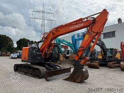 HITACHI ZX225 USLC-5B Kettenbagger Kurzheck
