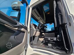 SCANIA R590 * V8 * RETARDER * ACC * 2X TANK * 1. HAND