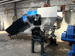 AM 650 X 750