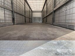 Schmitz Cargobull Curtainsider Standard