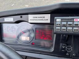 Renault D 320 6X2 HIAB 111 + REMOTE / RETARDER 161.692km