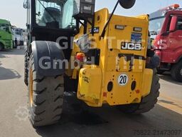 JCB 550-80 WM / 4X4 / 5ton / 8m / German