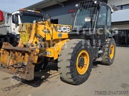 JCB 550-80 WM / 4X4 / 5ton / 8m / German
