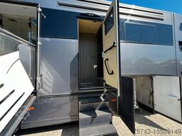 MAN 18340 Krismar 6 Pferde Pop-Out Motorhome