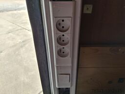 IVECO EUROCARGO ML 120EL19 - E6 - NACELLE 15 M