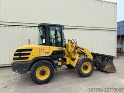 YANMAR V70S Schwenklader / 2017 BJ / Schaufel + Gabel