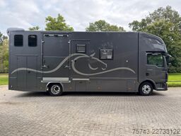 MAN 8220 3-4  Pferde Wohnung /Dusche
