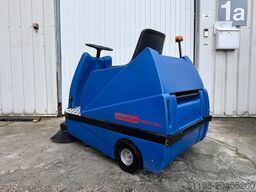 Stolzenberg Twin Top TT 1100 / E Aufsitzkehrmaschine
