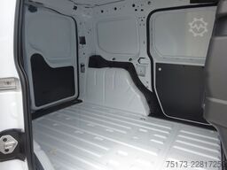 FORD Transit Connect Trend Kasten L1  AWD AHK 2xS.Tür