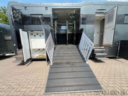 MERCEDES-BENZ Actros 2640 STX Pop-Out, 6 Pferde mit 3 Pferdean
