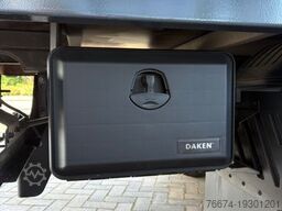 MERCEDES-BENZ Atego  Pritsche 921