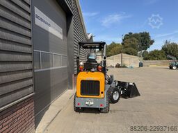 Pahlke Kunststoffmaschinen GmbH Pahlke Kunststoffmaschinen GmbH Pahlke Kunststoffmaschinen GmbH