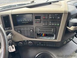 VOLVO FM430-6X2/4-KRAN+ABROLLER/KFZ BRIEF/TOP