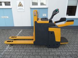 Jungheinrich ERD 220 - NEUE Batterie - Plattform klappbar