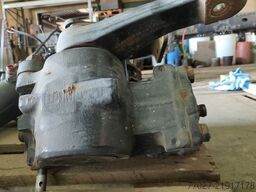 MAN Servo TGL 12.220