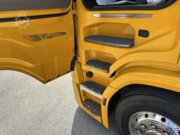 SCANIA 590S  FULL PNEUMATIC 2+2  