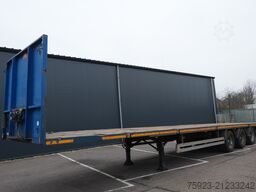 Pacton Fatbed trailer with twistlocks
