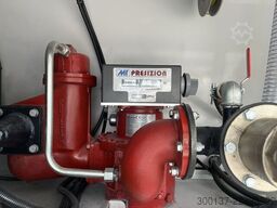Mercedes-Benz Arocs 2136 A 4x4 Fuel Tank Truck (2 units)