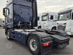 Mercedes-Benz Actros 1851 with Retarder